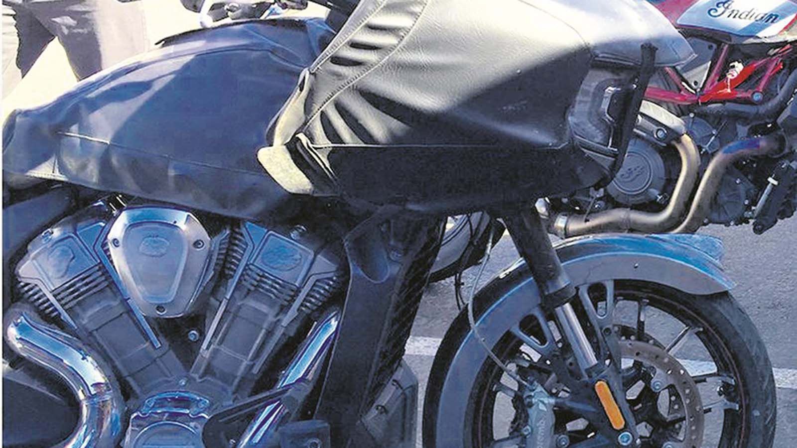 Indian: Το νέο μεγάλο cruiser δεν κρύβεται! 