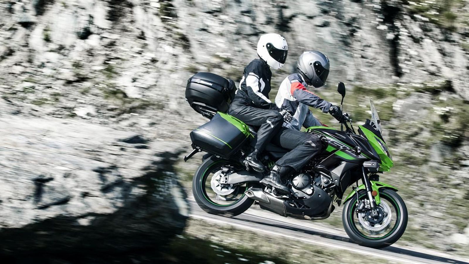 Αν θέλετρε να αποκτήσετε ένα καινούργιο Kawasaki Versys, τώρα είναι η καλύτερη στιγμή να το κάνετε.