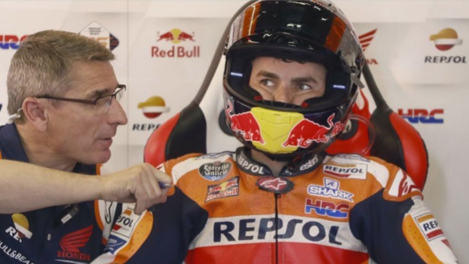 Αναληθείς οι φήμες για την απόσυρση του Jorge Lorenzo, λέει το κοντινό του περιβάλλον.