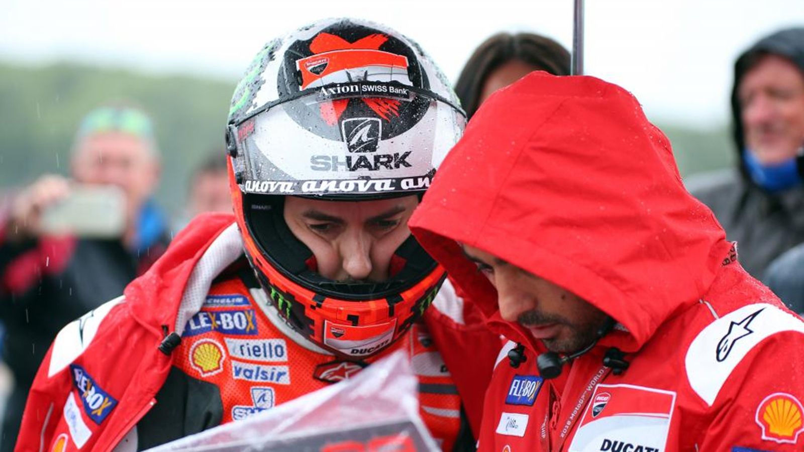 O Jorge Lorenzo με τα χρώματα της Ducati, πριν ακόμα αποχωρήσει.