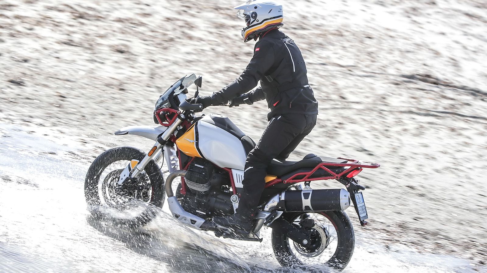 Moto Guzzi V85TT: Διαθέσιμο στην Ελλάδα!