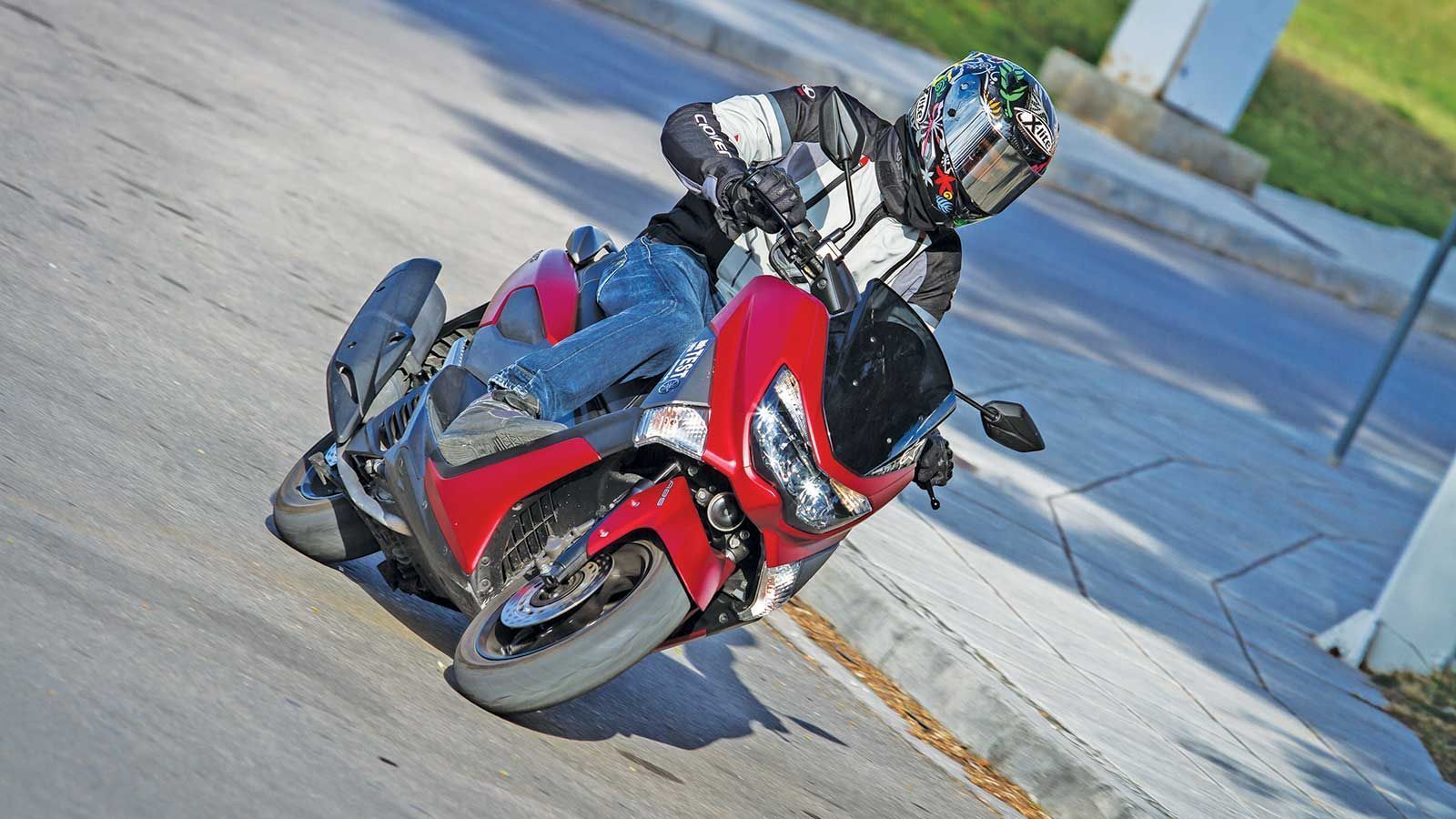 Δοκιμάζουμε το Yamaha NMAX 155