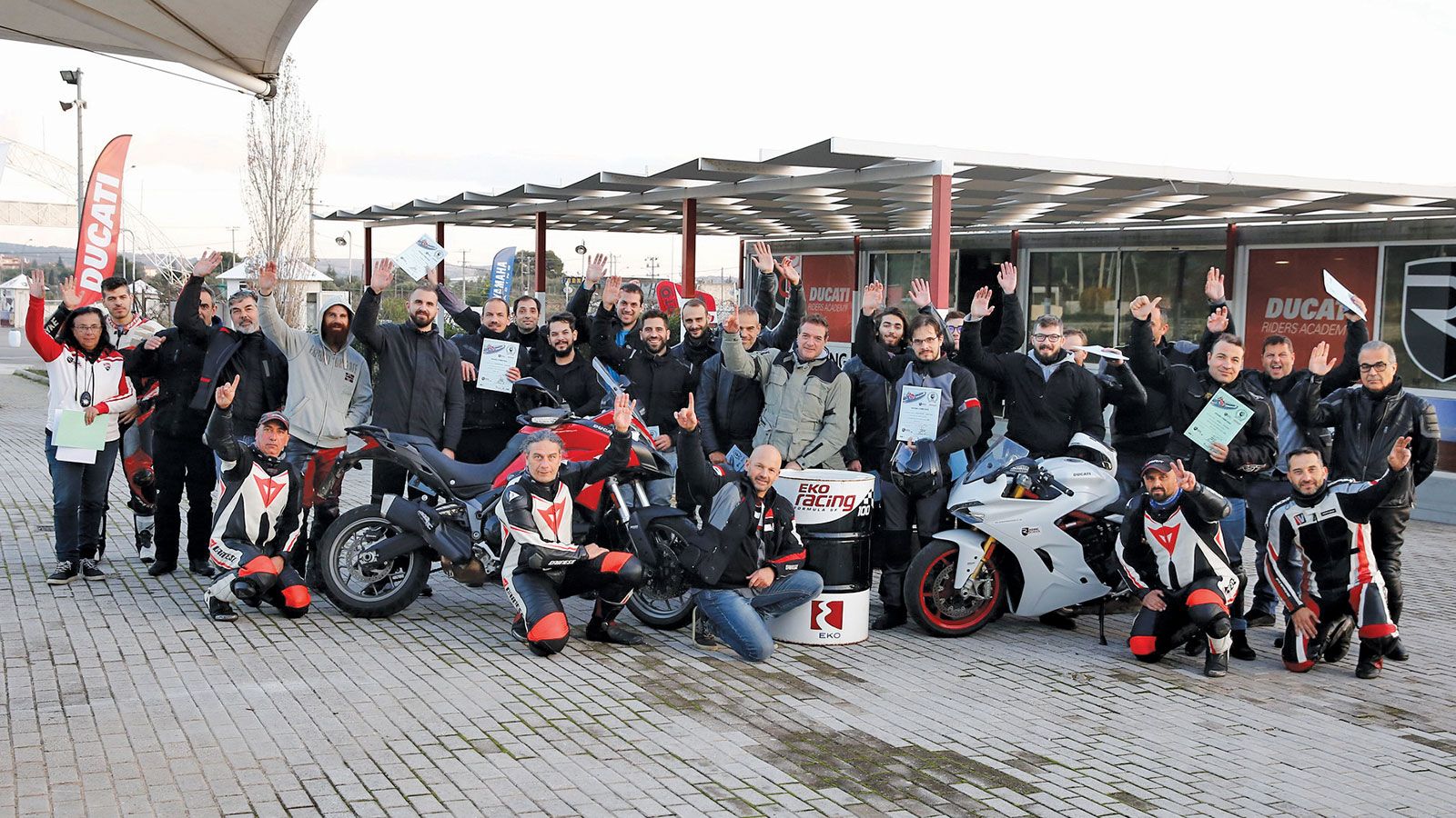 Η ομαδική φωτογραφία, στο τέλος της ημερίδας.