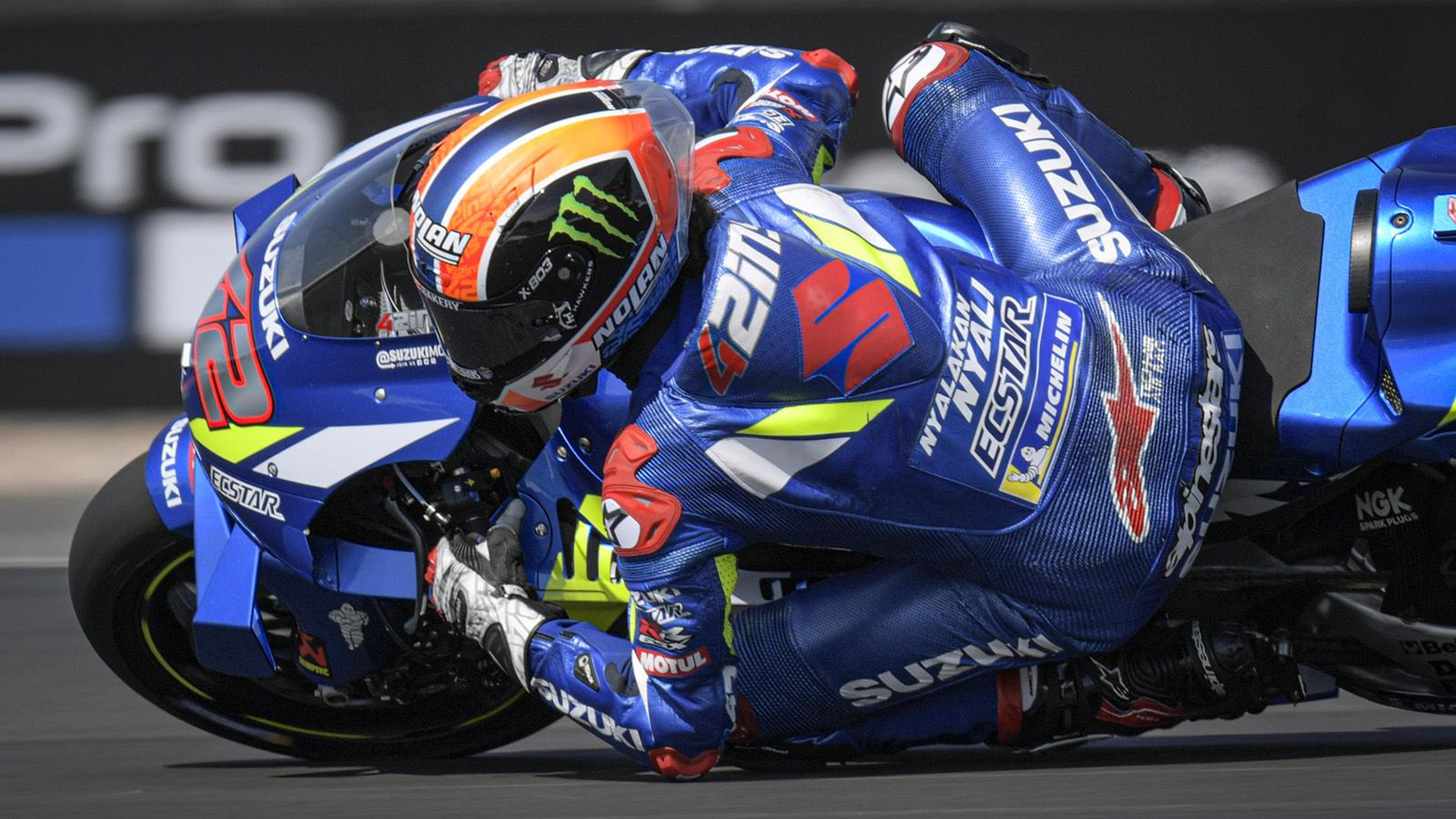 Τεράστια νίκη του Alex Rins στο Silverstone.