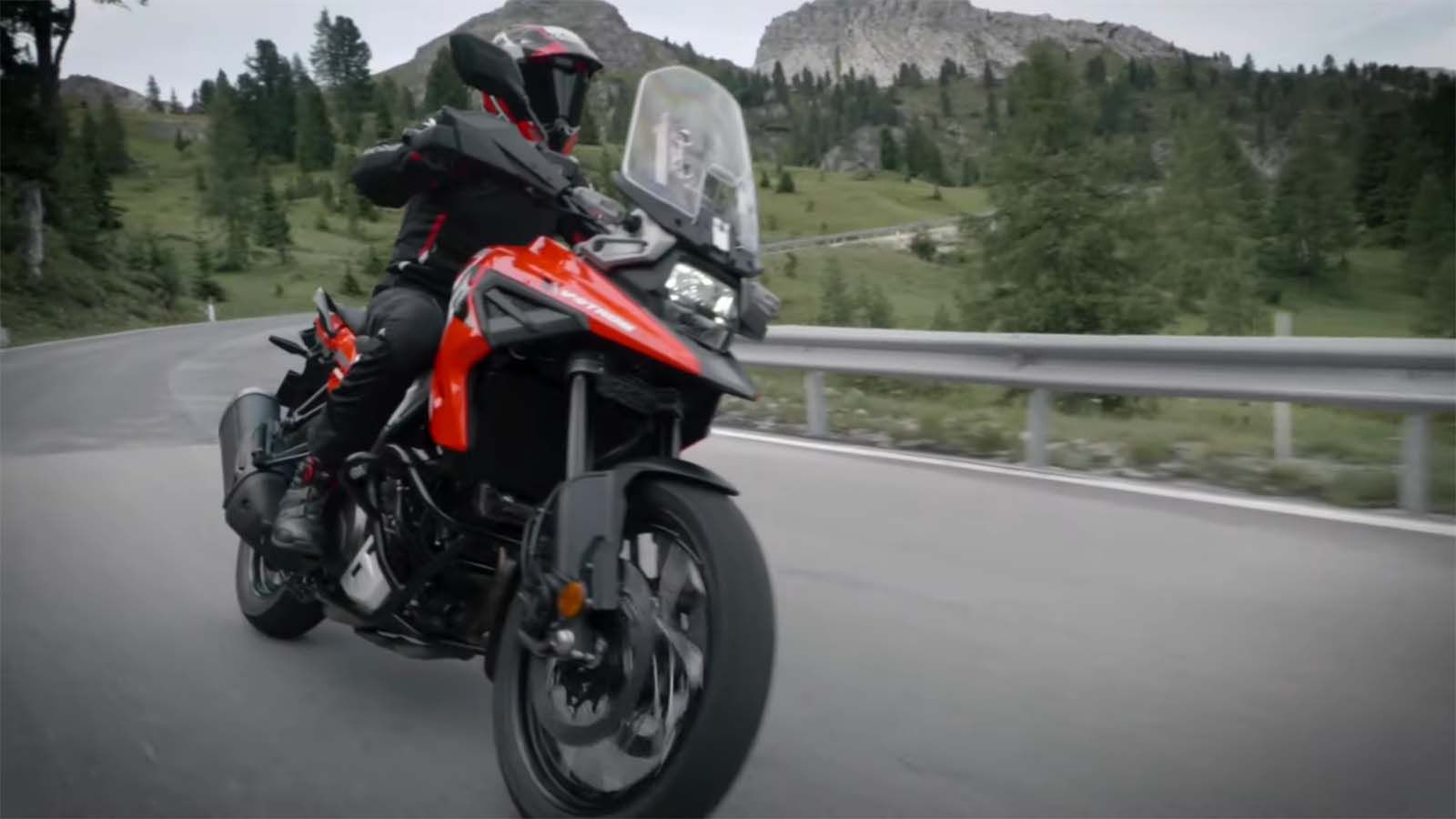 H μορφή του νέου Suzuki V-Strom πλέον αποκαλύφθηκε. 