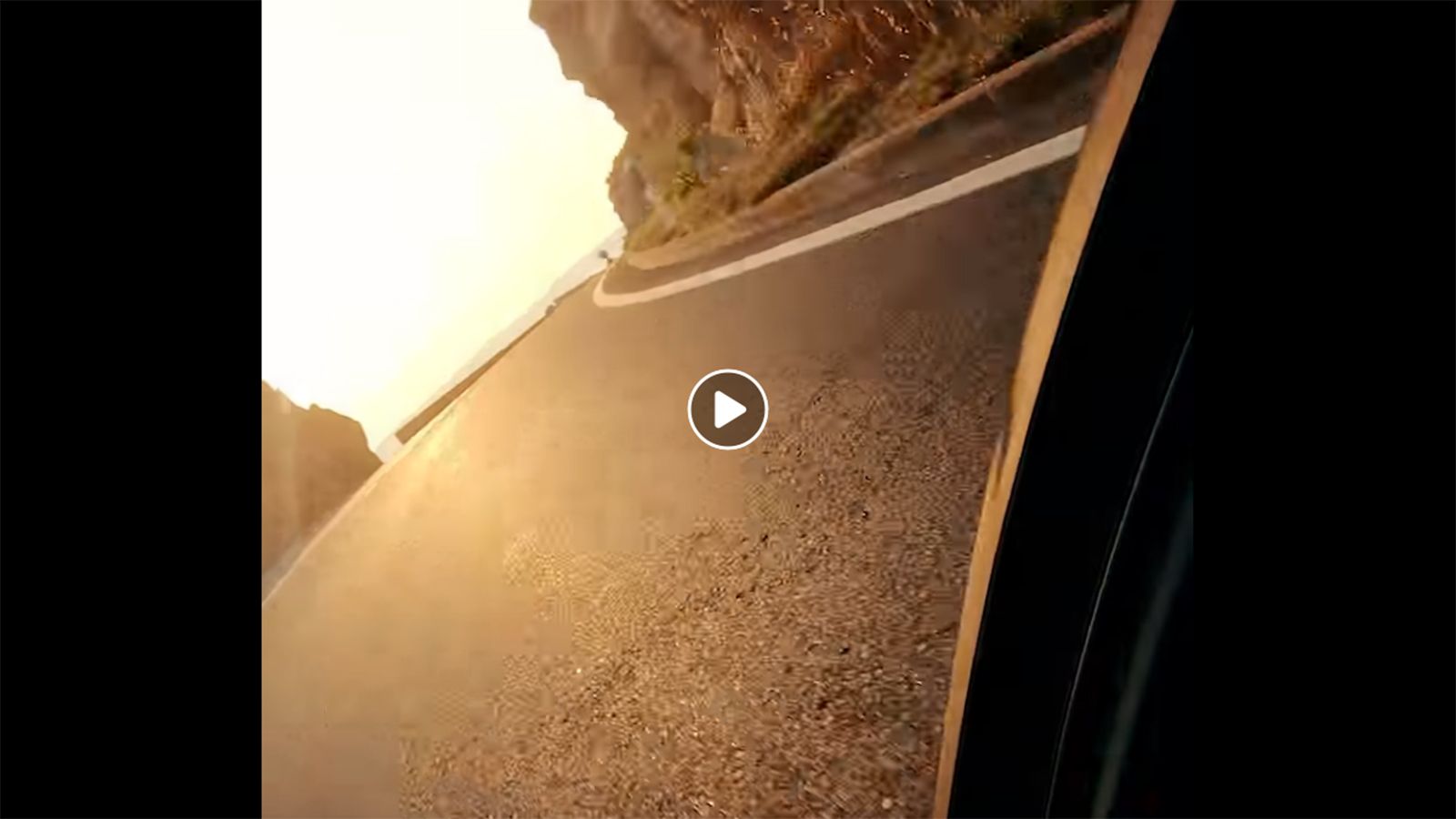 Τι κρύβεται πίσω από αυτό το σύντομο βίντεο; 