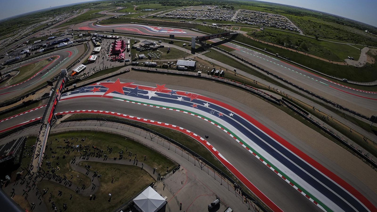 Πολλές οι αντιδράσεις για την πίστα του Texas