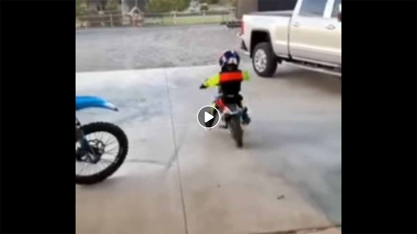 Από μικρός στα...σωστά! 