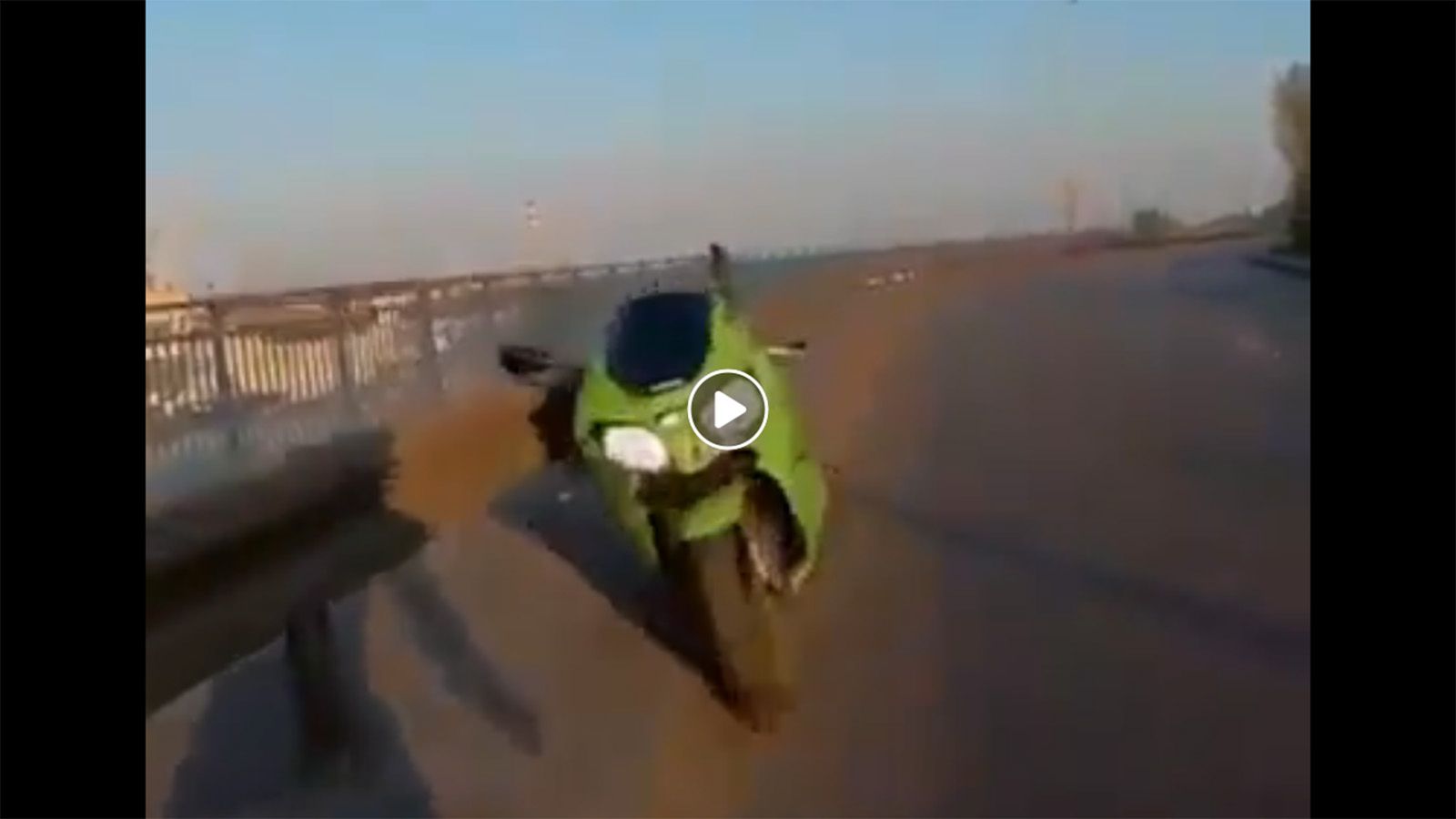 Μοτοσυκλέτα-φάντασμα προκαλεί ατύχημα! 