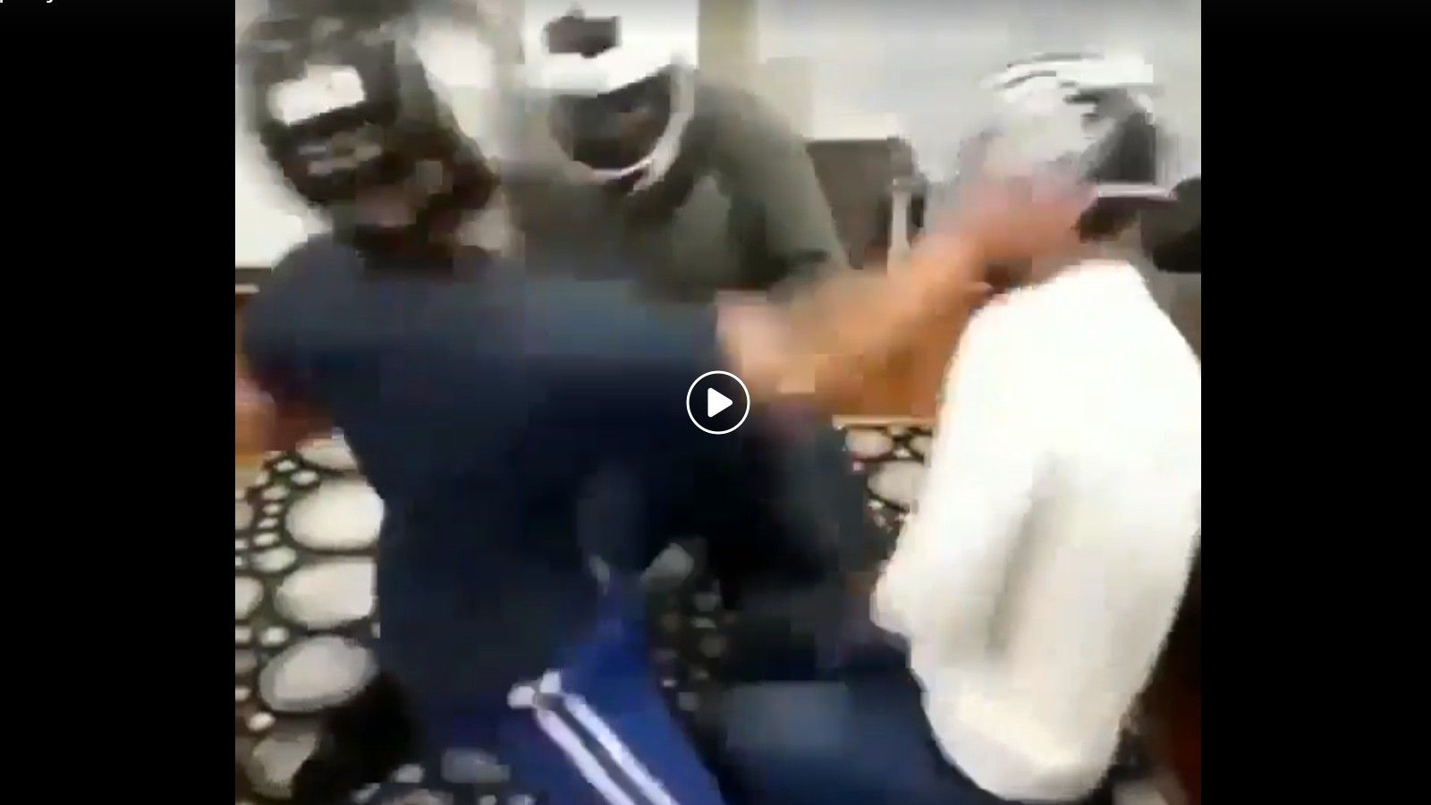 Μια αντισυμβατική...δοκιμή κρανών! 