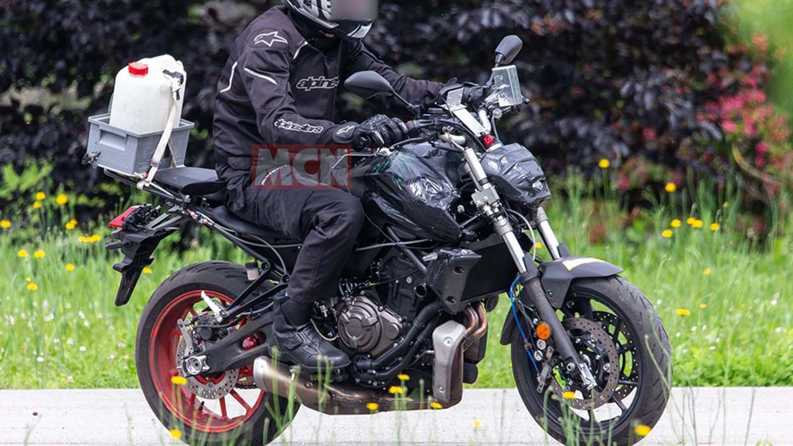 Είναι αυτό το νέο Yamaha MT-07 του 2020; 