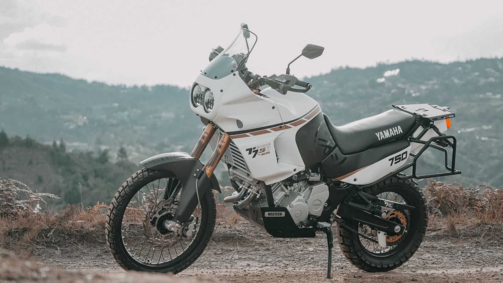 H Yamaha XTZ 750 Tenere του Marco Saldarriaga.