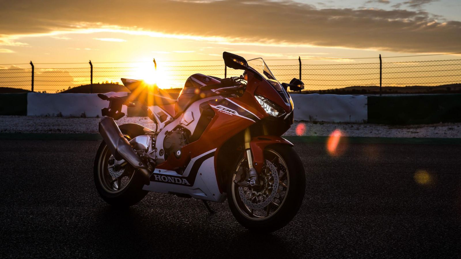 Best Moto 2020: Κερδίστε 3 service Honda
