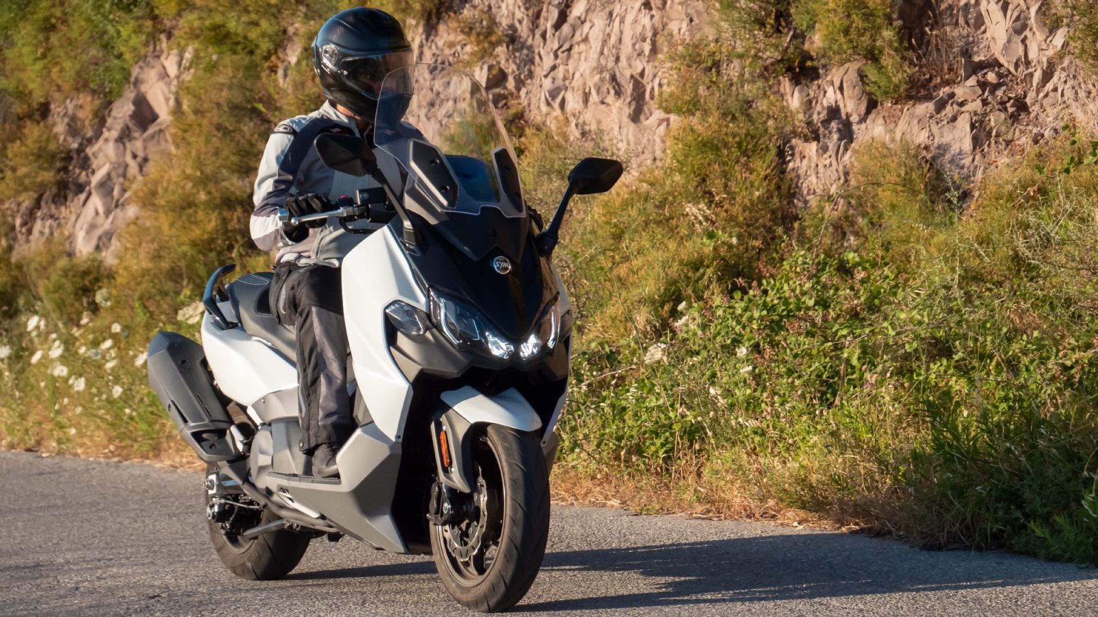 Ταξιδεύοντας με το SYM Maxsym TL