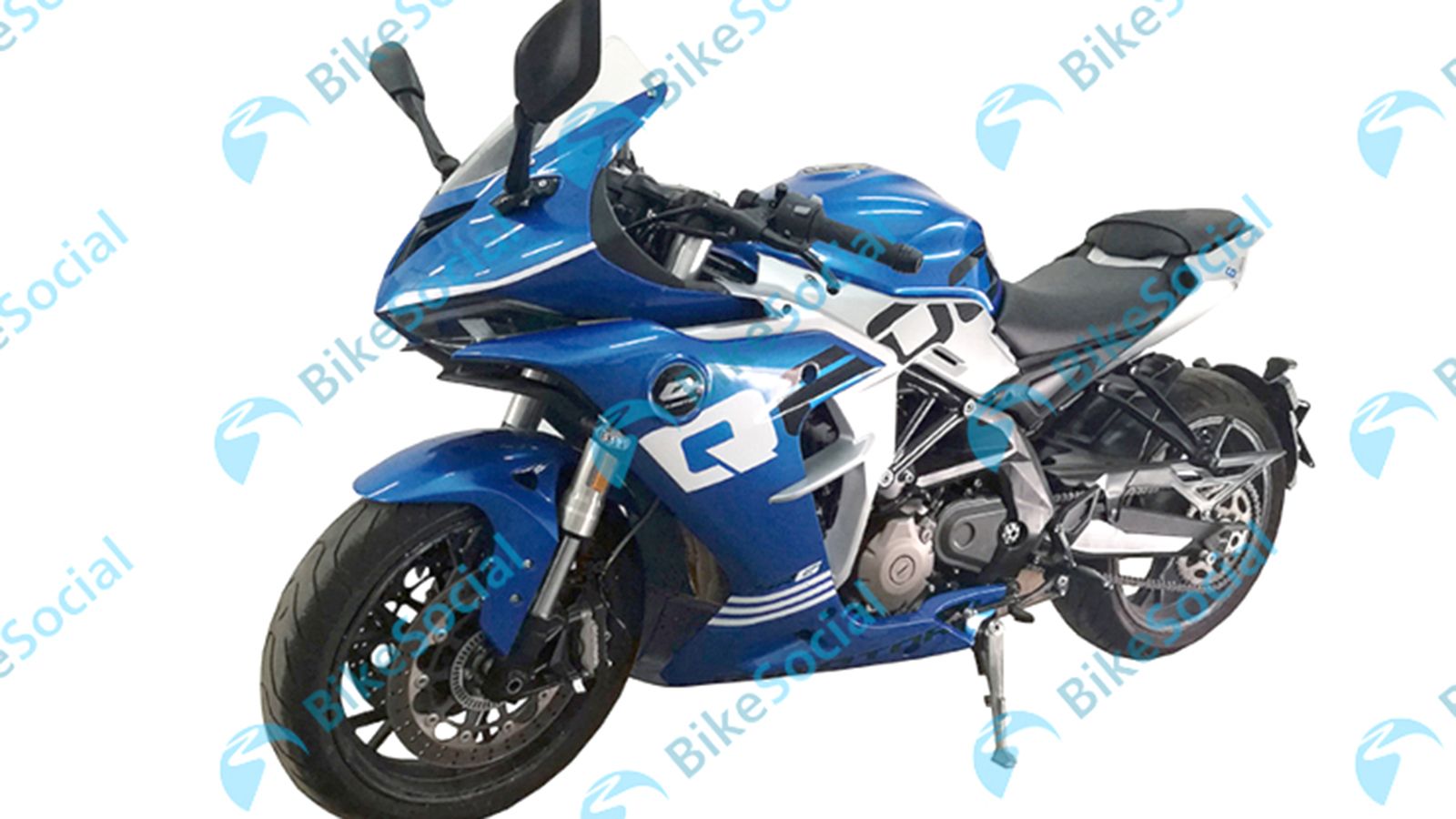 H αποκαλυπτική φωτογραφία του Benelli 600RR.