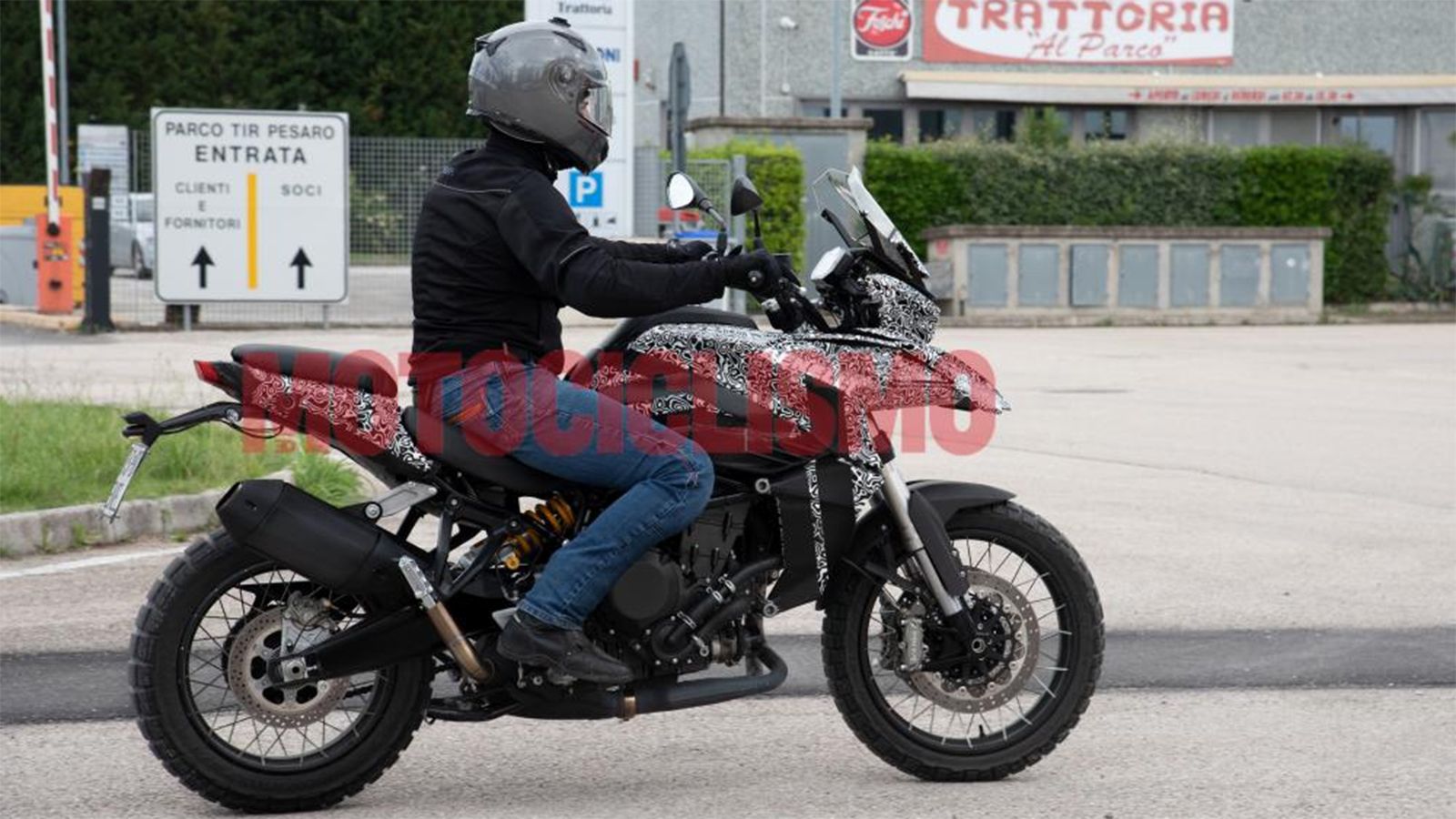 Θα είναι αυτή η τελική μορφή του Benelli TRK800;