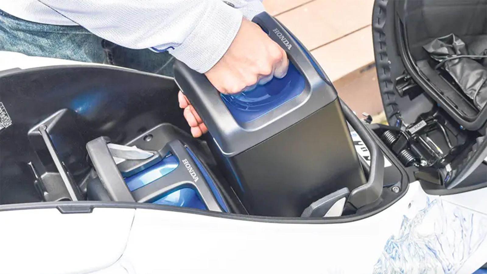 Ιάπωνες «Μεγάλοι 4»: Ιστορική συνεργασία για τα ηλεκτρικά