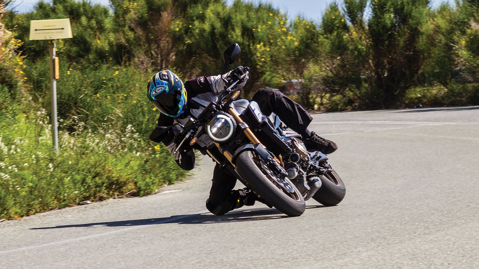 Test: Honda CB650R