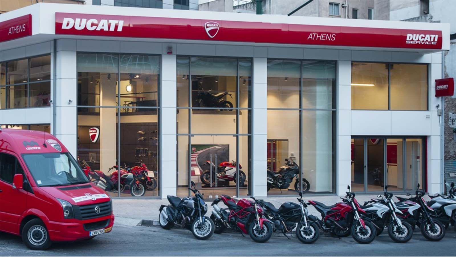 To κατάστημα Ducati Athens στην οδό Καλλιρρόης