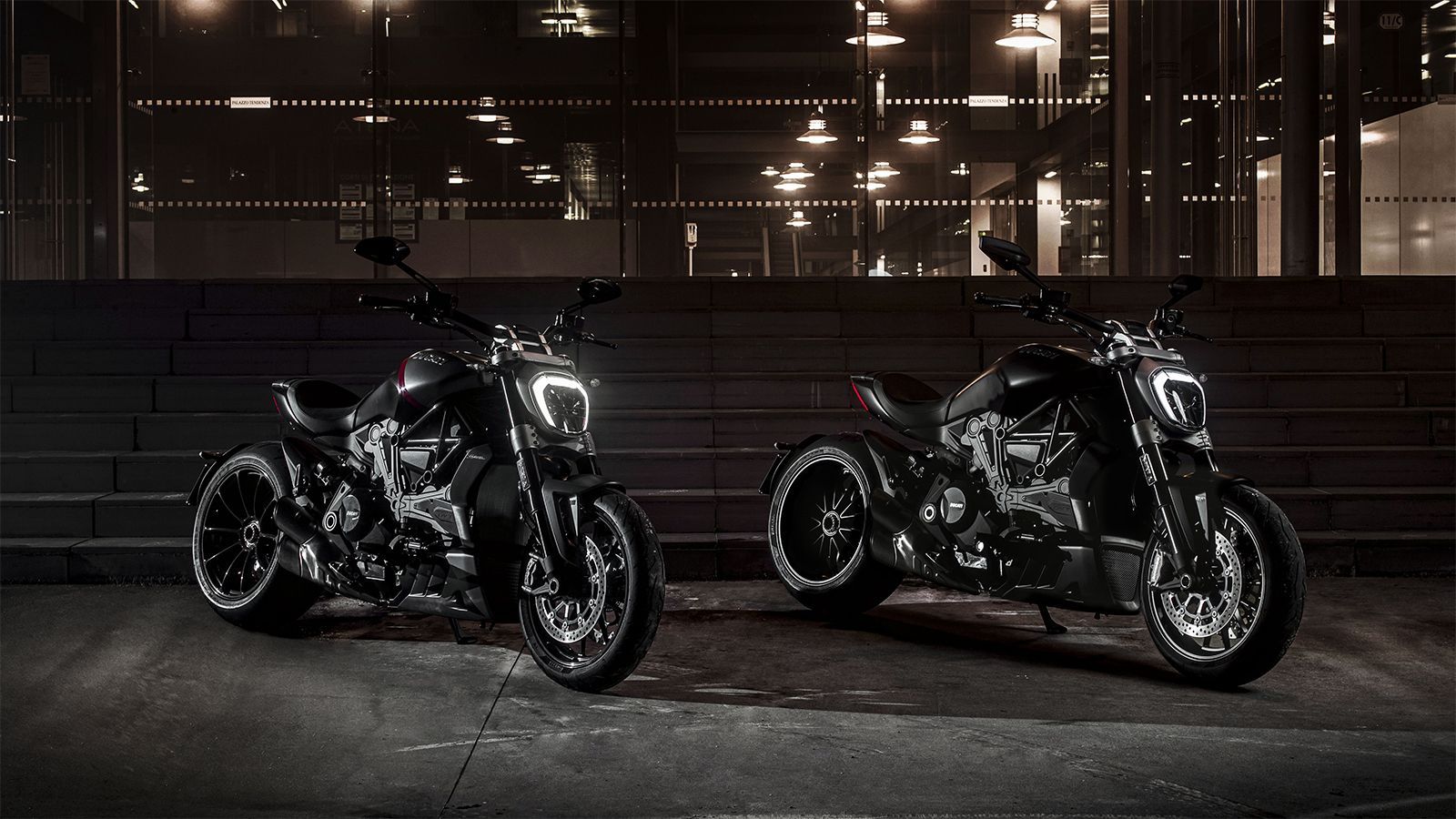 Οι εκδόσεις Ducati XDiavel Black Star και Dark