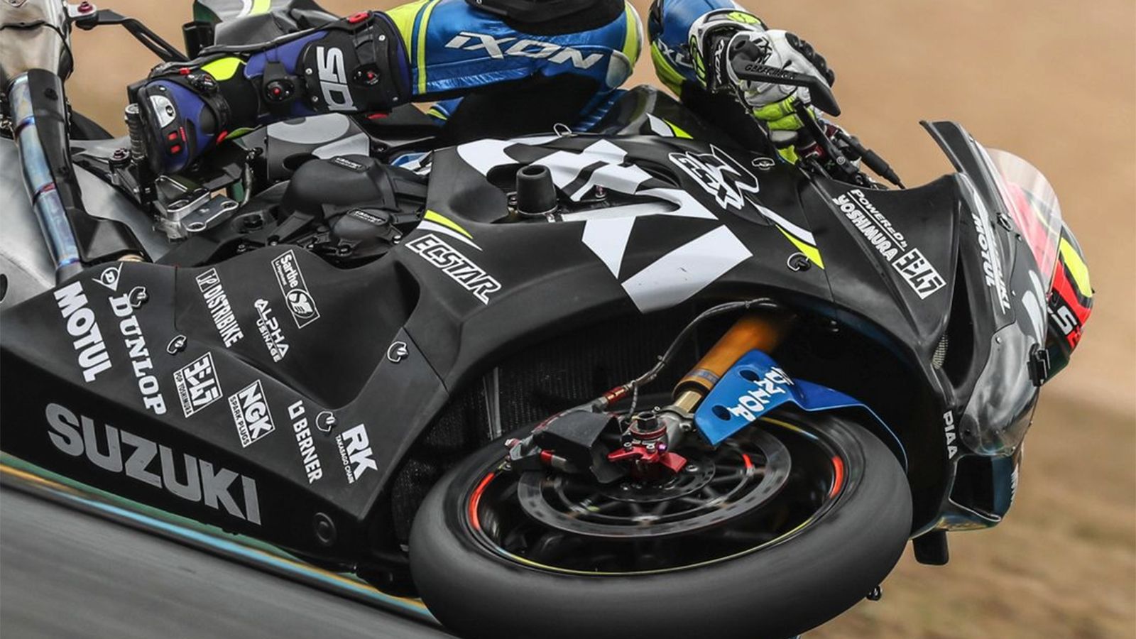 Dunlop: Δυναμική συμμετοχή στον αγώνα 24 Heures Motors