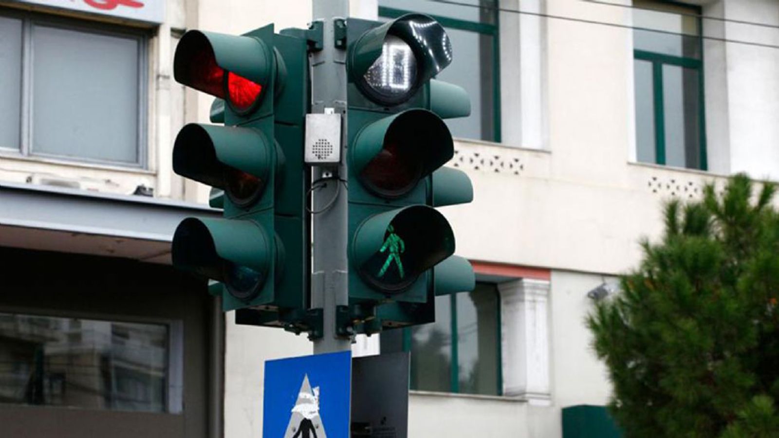 Μέτρο που έπρεπε να είχε ήδη γίνει ή ακόμη ένα βήμα προς τον μεγάλο αδερφό;