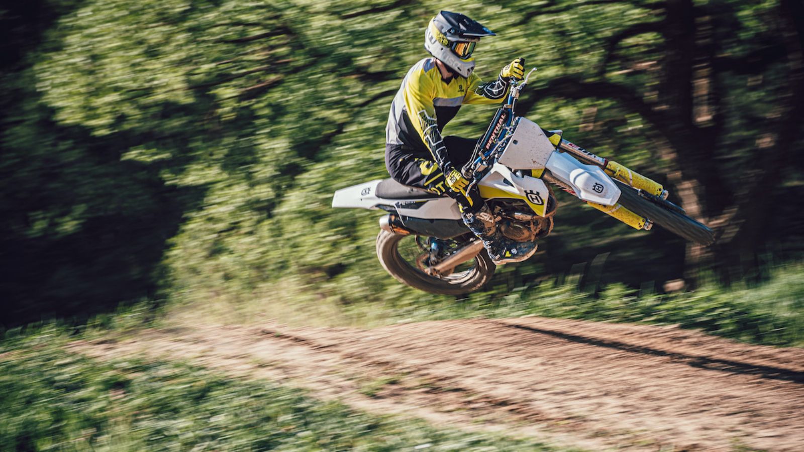 KTM και Husqvarna επιλέγουν Dunlop Geomax MX-33