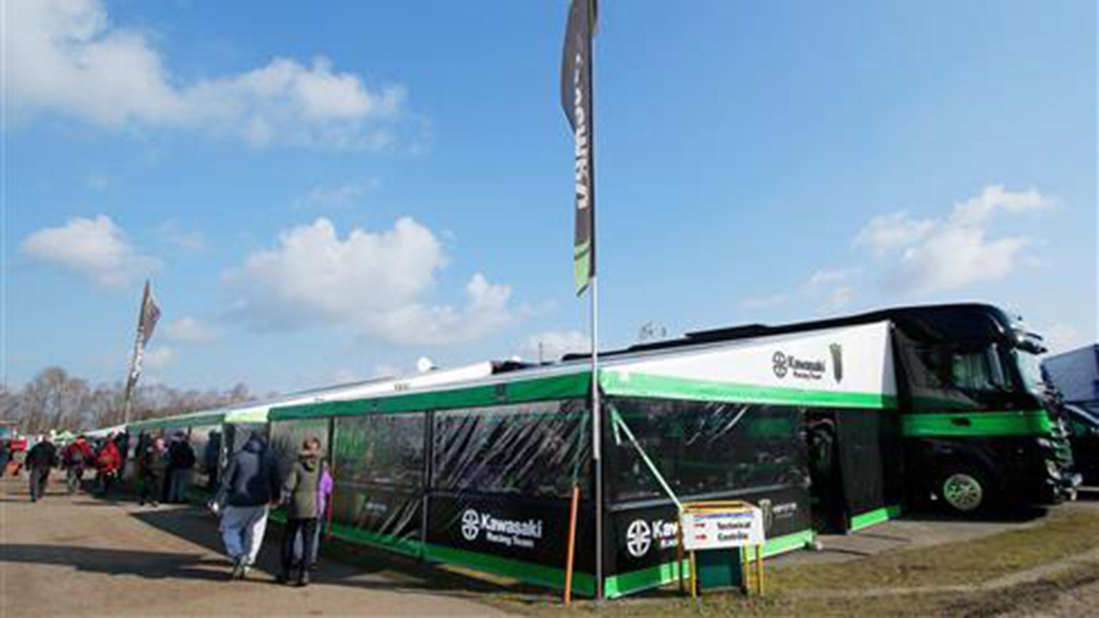 Τις πρωτόγνωρες προκλήσεις του COVID-19 αντιμετωπίζει το αγωνιστικό τμήμα Motocross της Kawasaki.