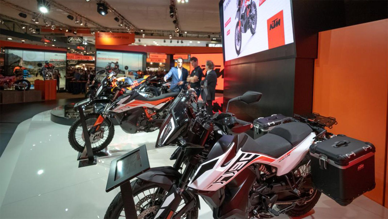 Αποσύρεται και η KTM από τα μεγάλα ευρωπαϊκά σαλόνια της μοτοσυκλέτας για το 2020. 