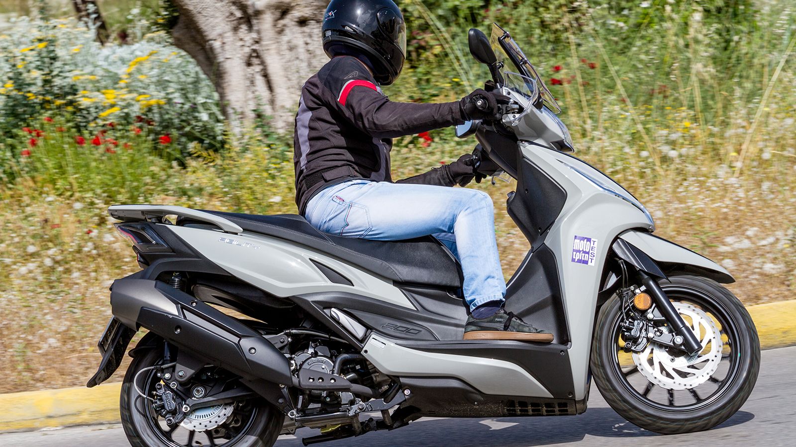 KYMCO Agility 300 Test: Σε «ιταλικά χωράφια»! 