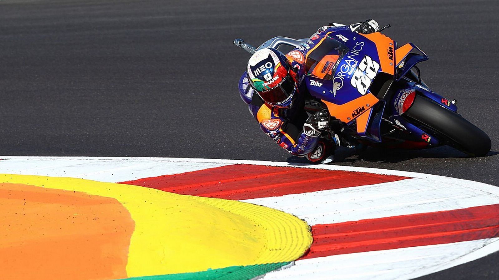 MotoGP Πορτογαλία: Αυλαία με νίκη Oliveira