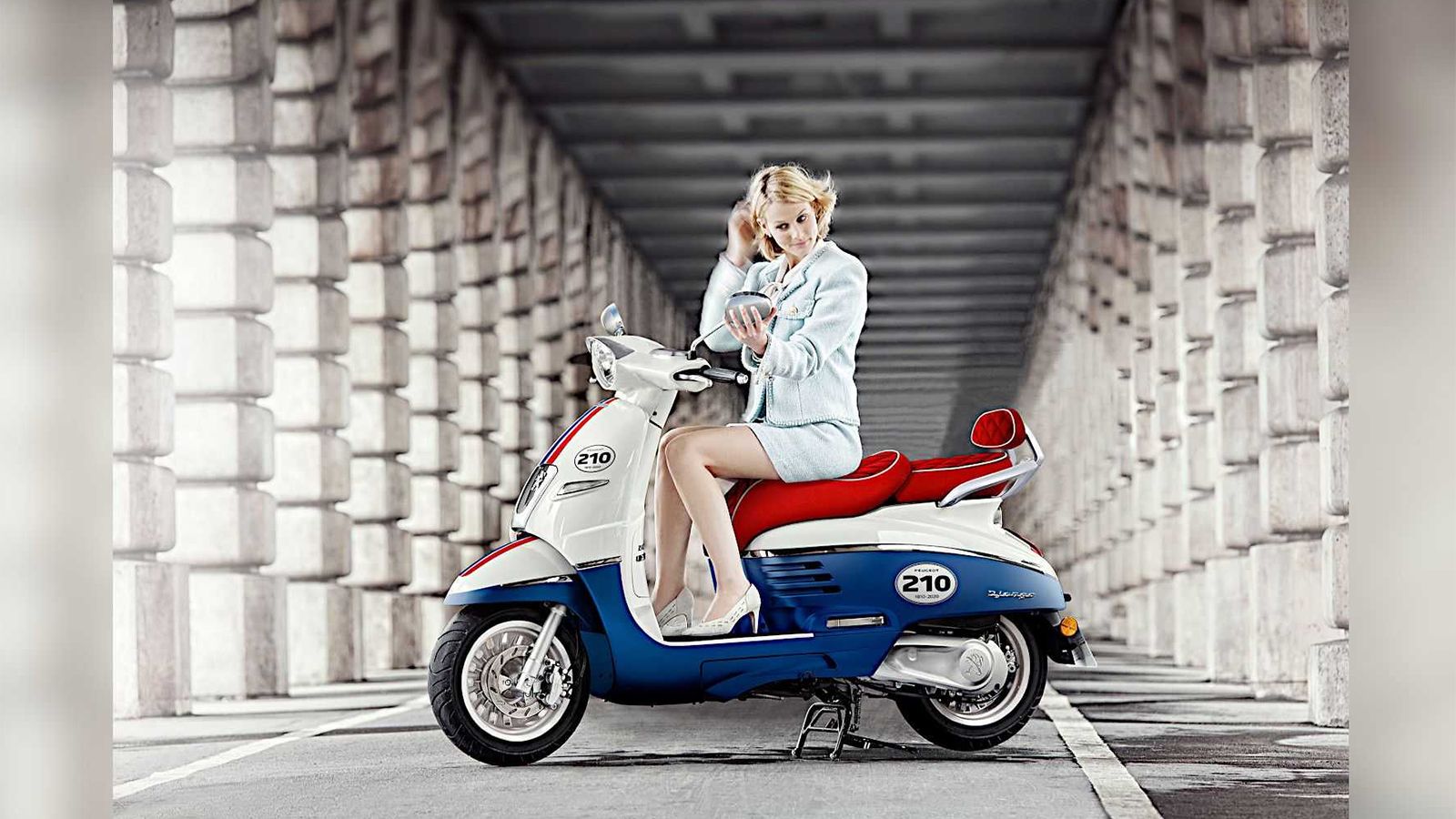 Αυτό είναι το επετειακό Peugeot Django 125