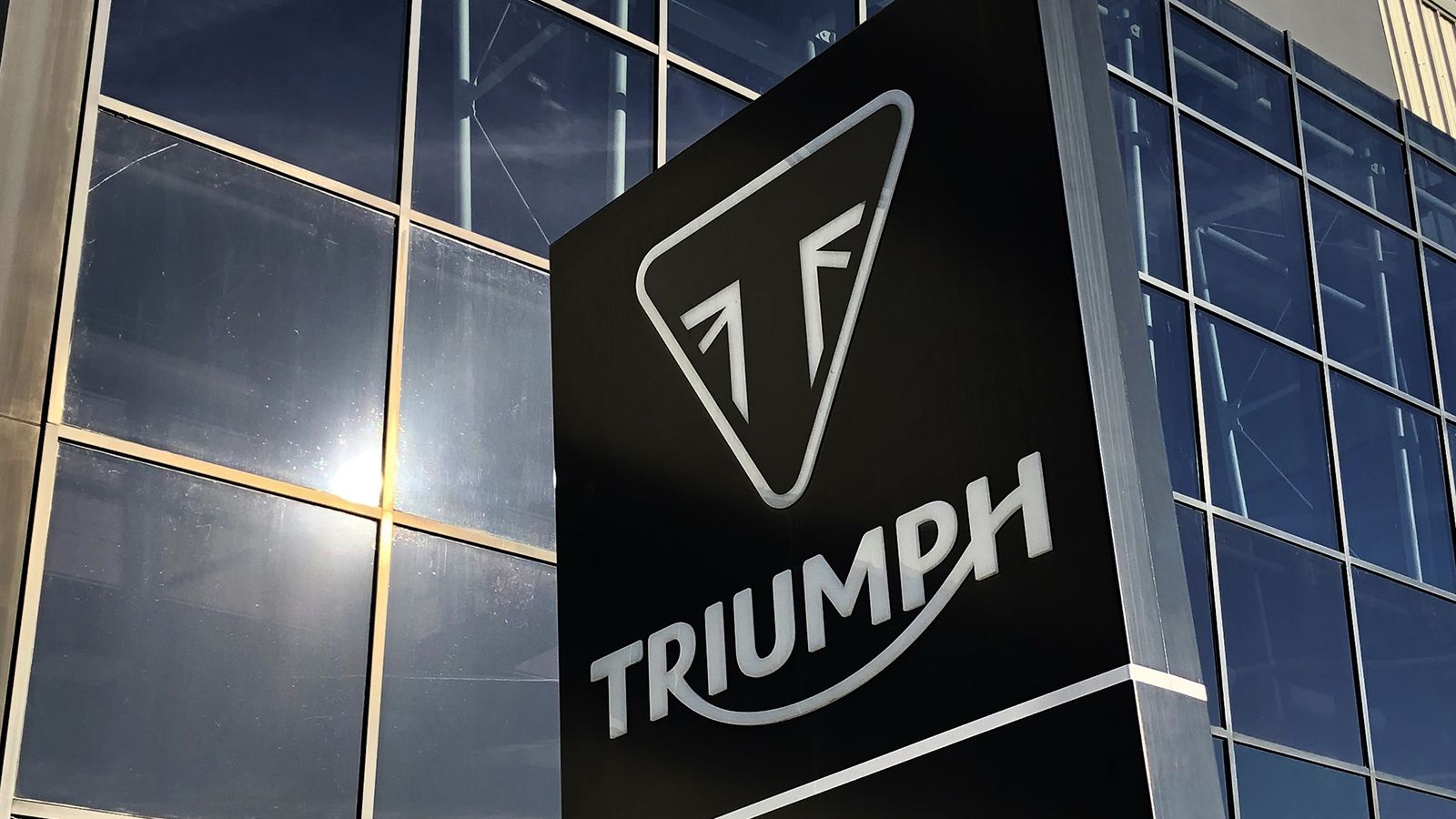 Μια νέα εποχή ξημερώνει για την Triumph αλλά και την Bajaj.