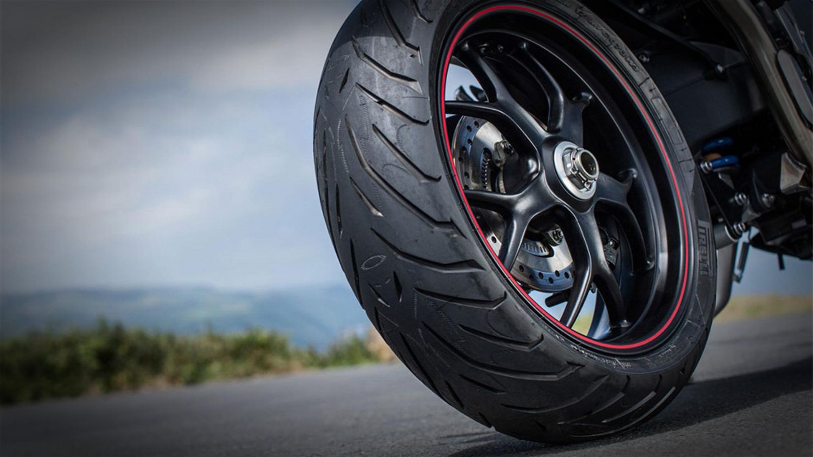 Οι προσφορές συνεχίζονται στο Roda Moto