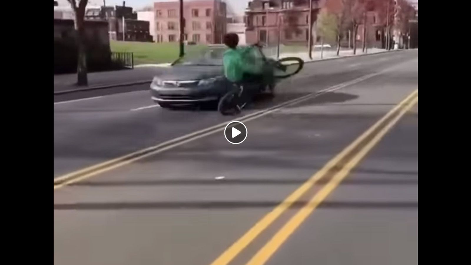 Και άμα τον πιάσεις, τι του κάνεις; 