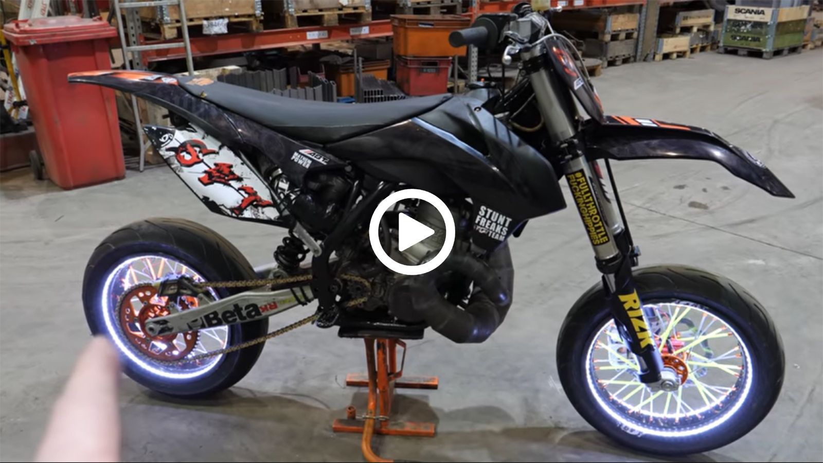 700άρι δίχρονο γιατί το ξυραφάκι είναι για δειλούς