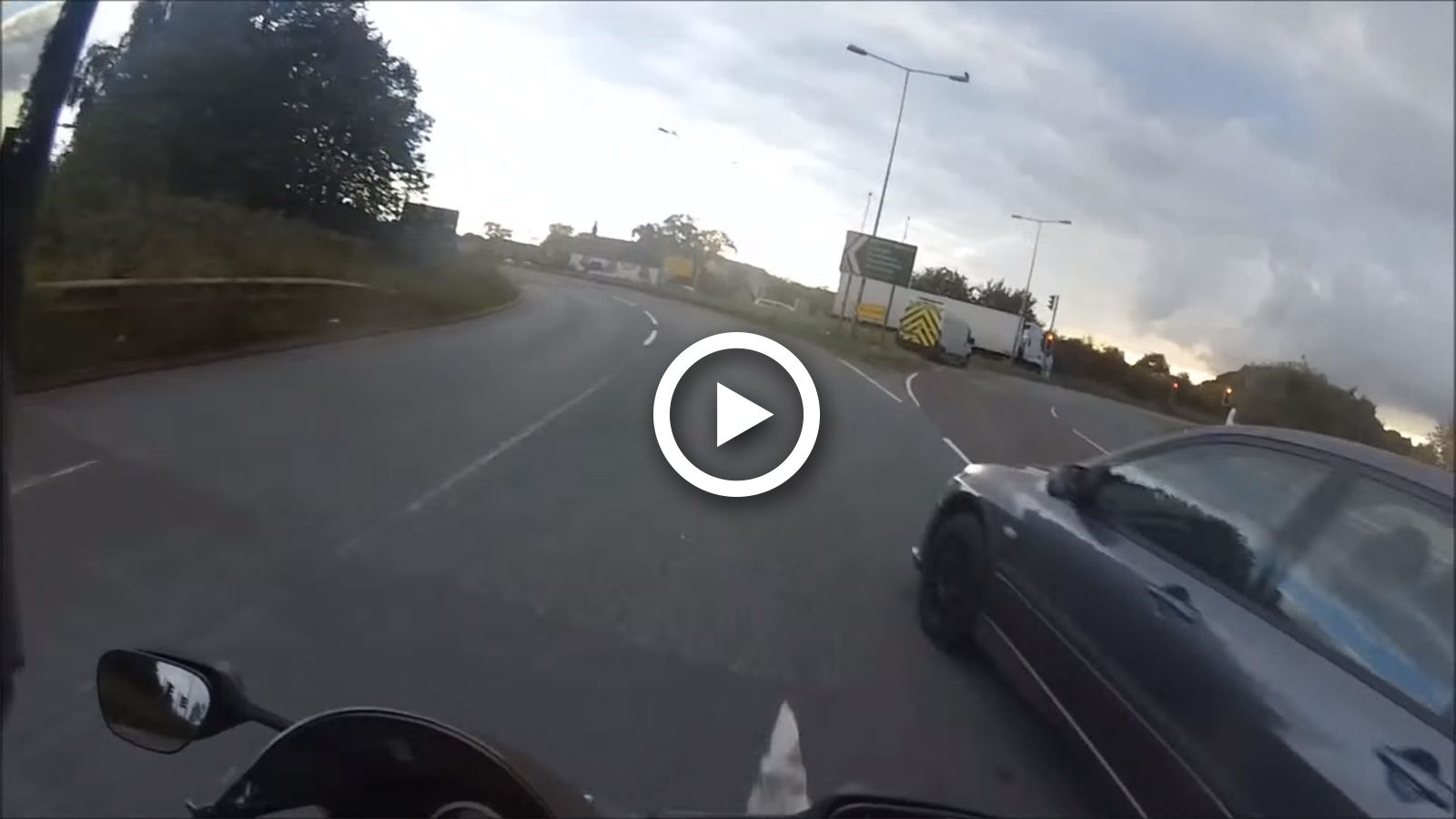 Εξυπνάκιας με Evo τιμωρείται από το κάρμα