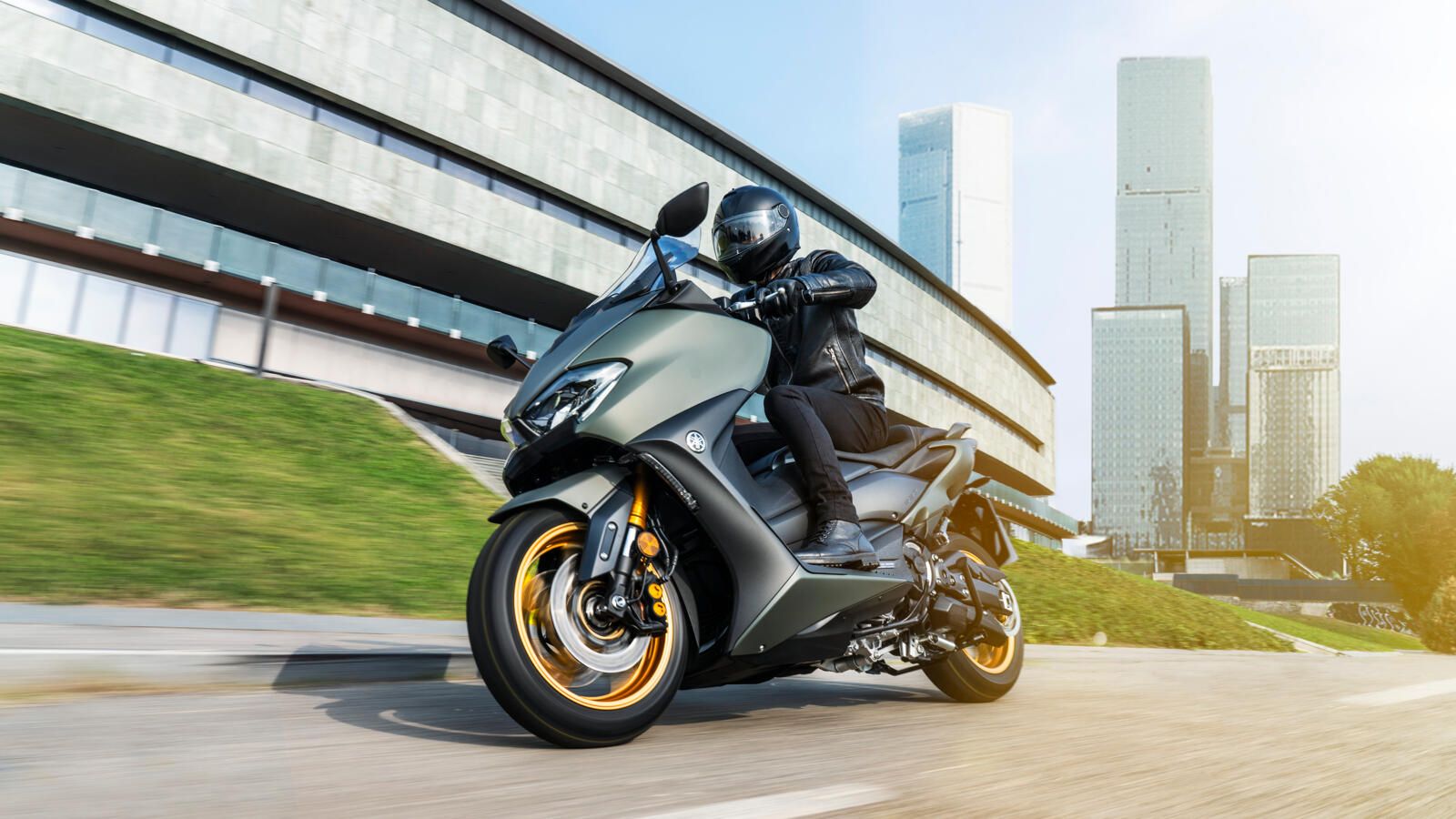 Yamaha TMAX 2021