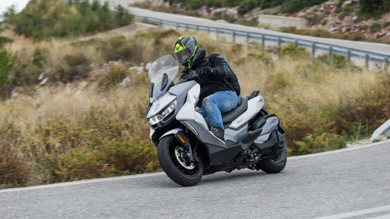 Mega συγκριτικό: 10 μεσαία GT scooter