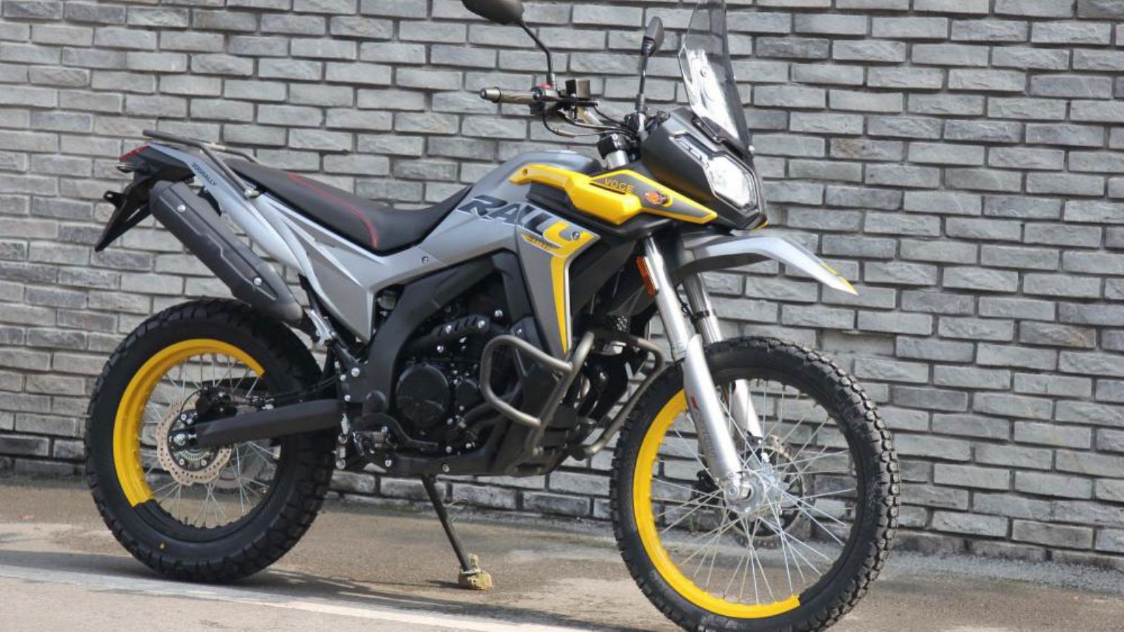 Voge 300 GY Rally: Δεν φοβάται τις λάσπες