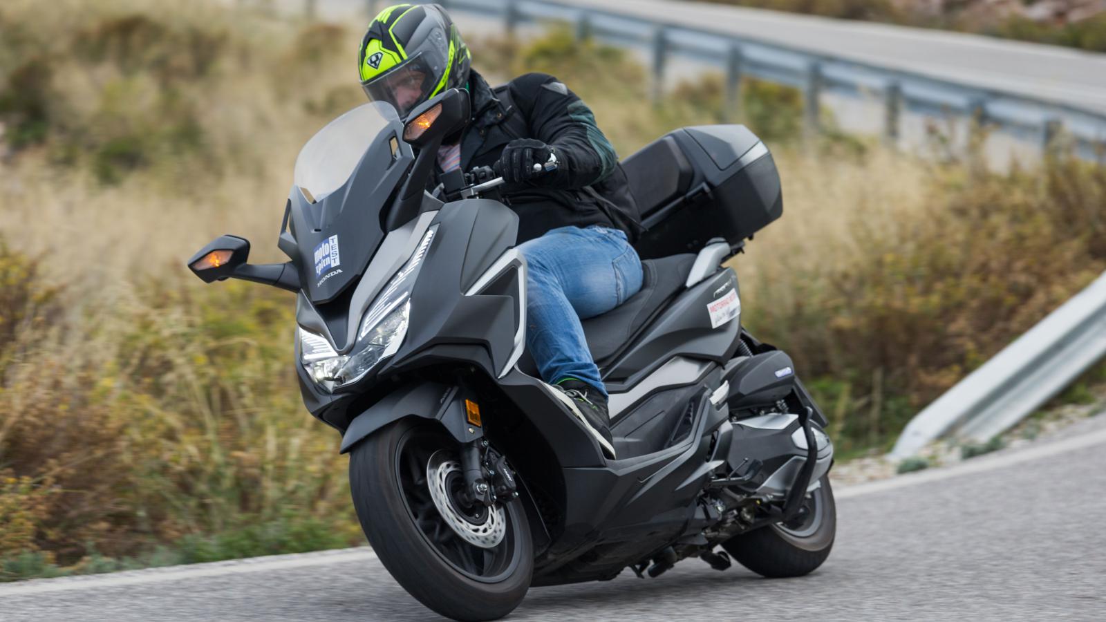 Mega συγκριτικό: 10 μεσαία GT scooter