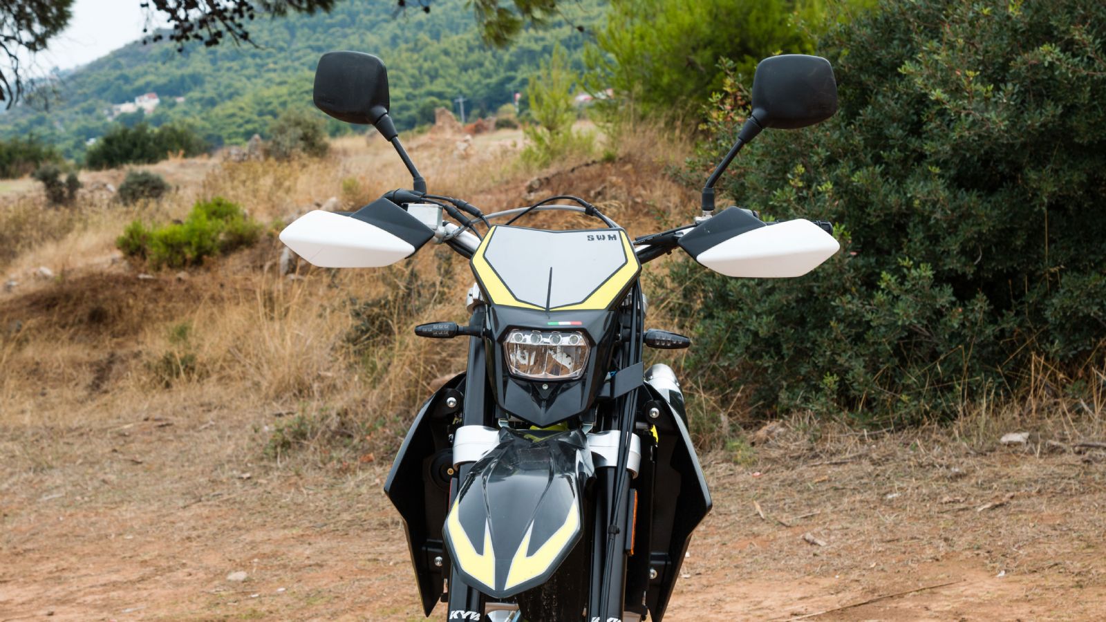 Τα Led συναντώνται σε όλα τα φωτιστικά σώματα 