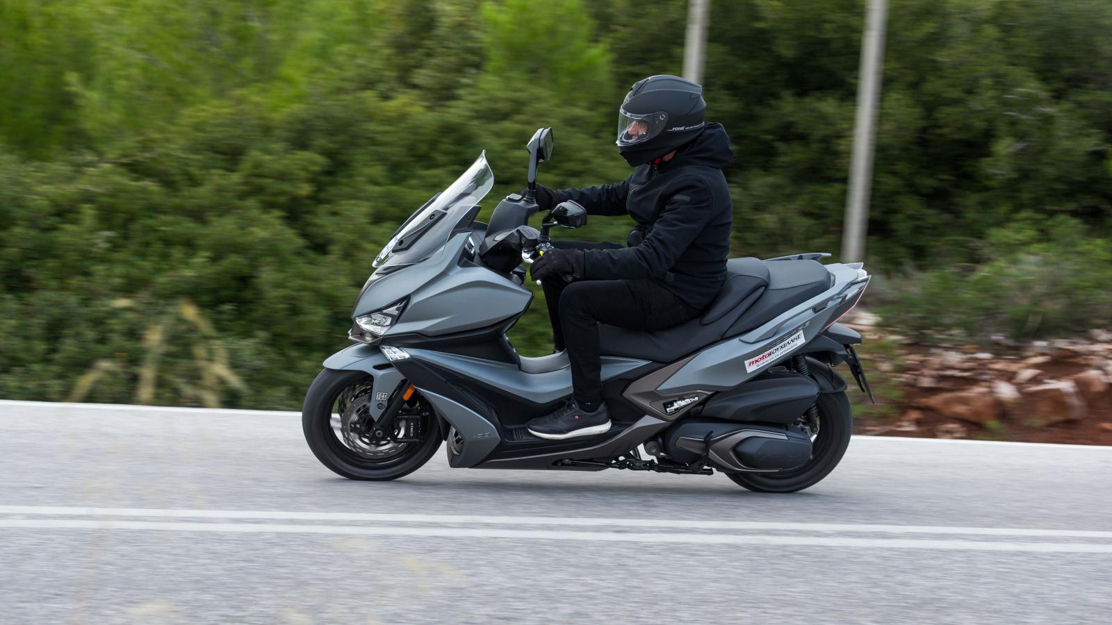 Mega συγκριτικό: 10 μεσαία GT scooter