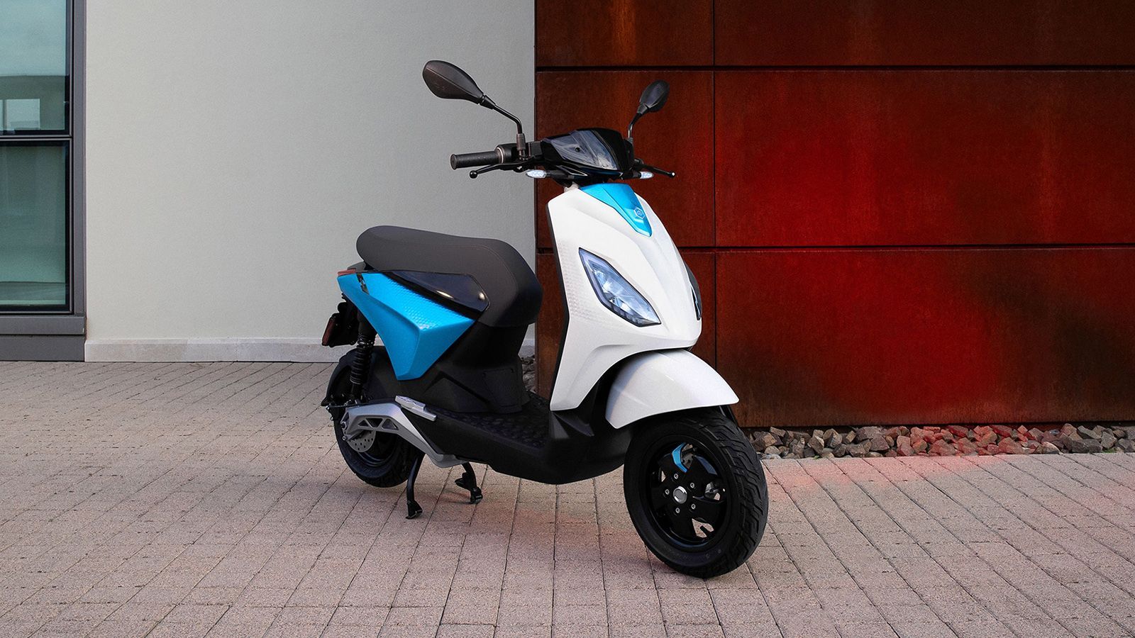 Το Piaggio 1 έφτασε στην Piaggio Λυμπερόπουλος