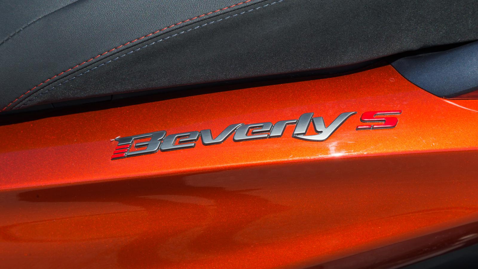 Test Piaggio Beverly 300 S: Νέα σχεδίαση, ίδια επιτυχία!