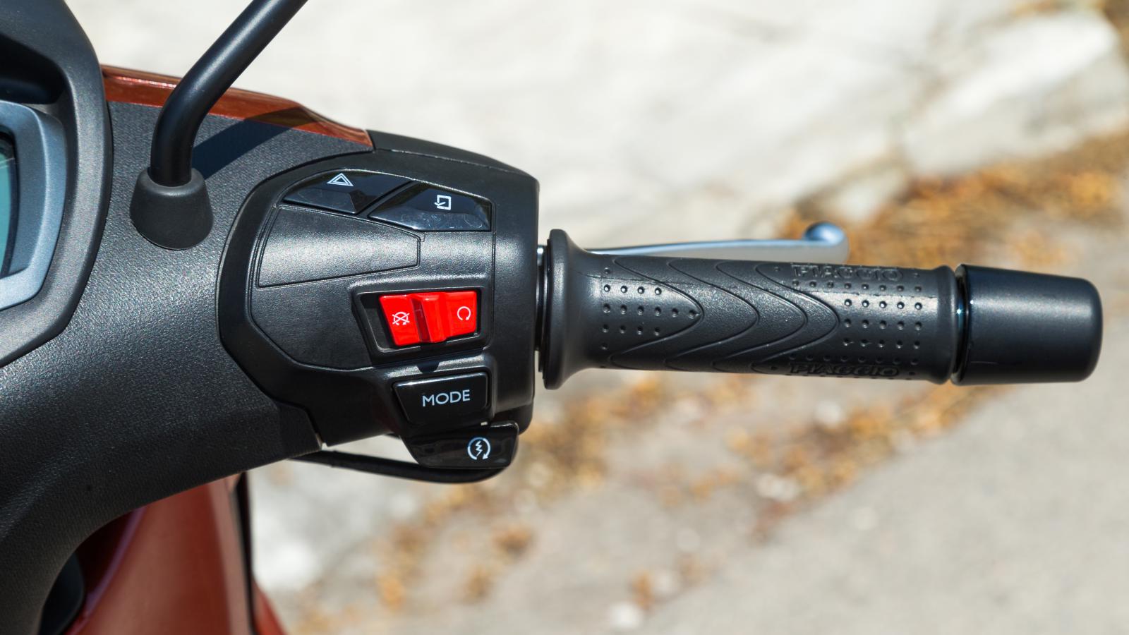 Test Piaggio Beverly 300 S: Νέα σχεδίαση, ίδια επιτυχία!