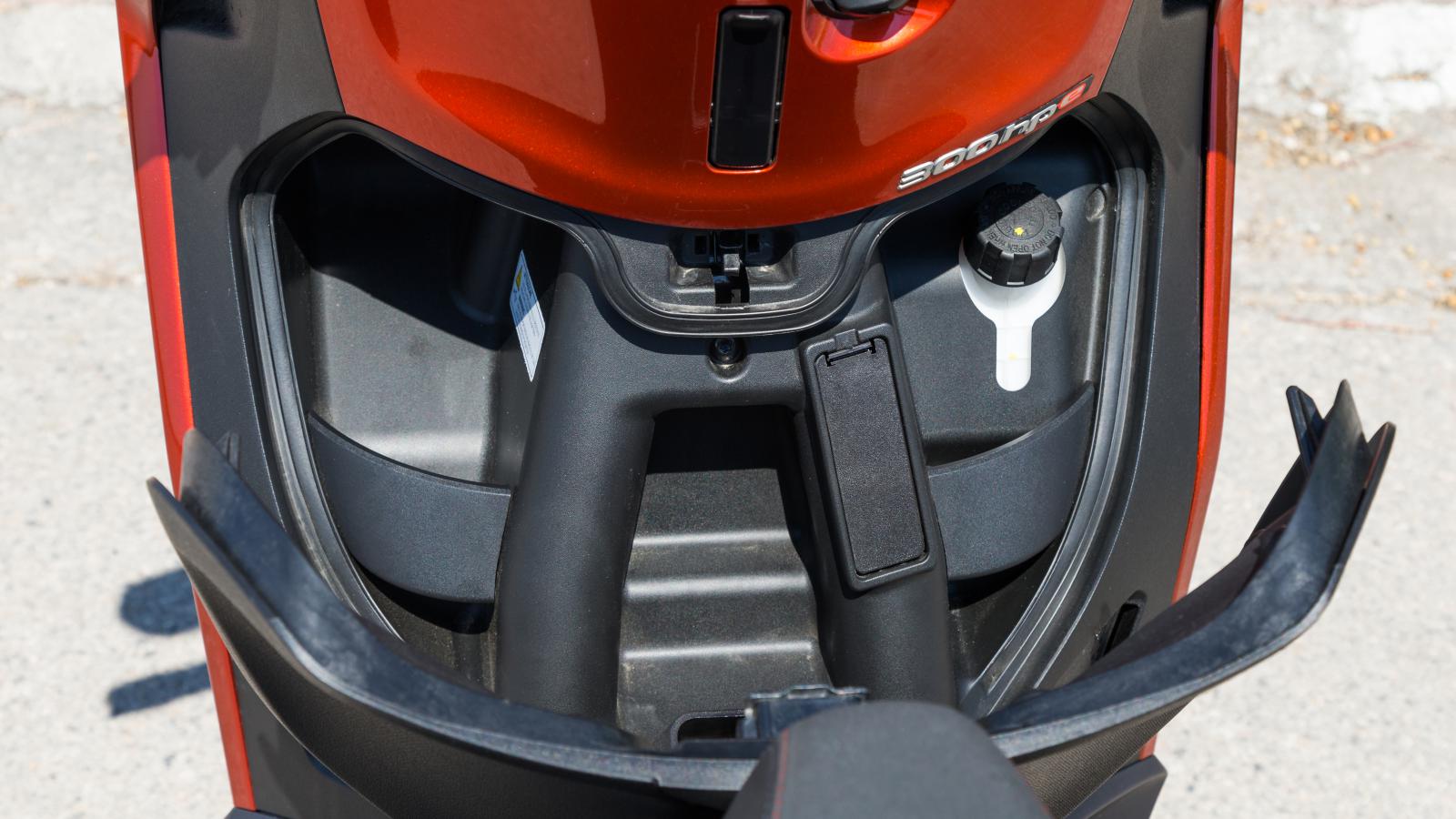 Test Piaggio Beverly 300 S: Νέα σχεδίαση, ίδια επιτυχία!