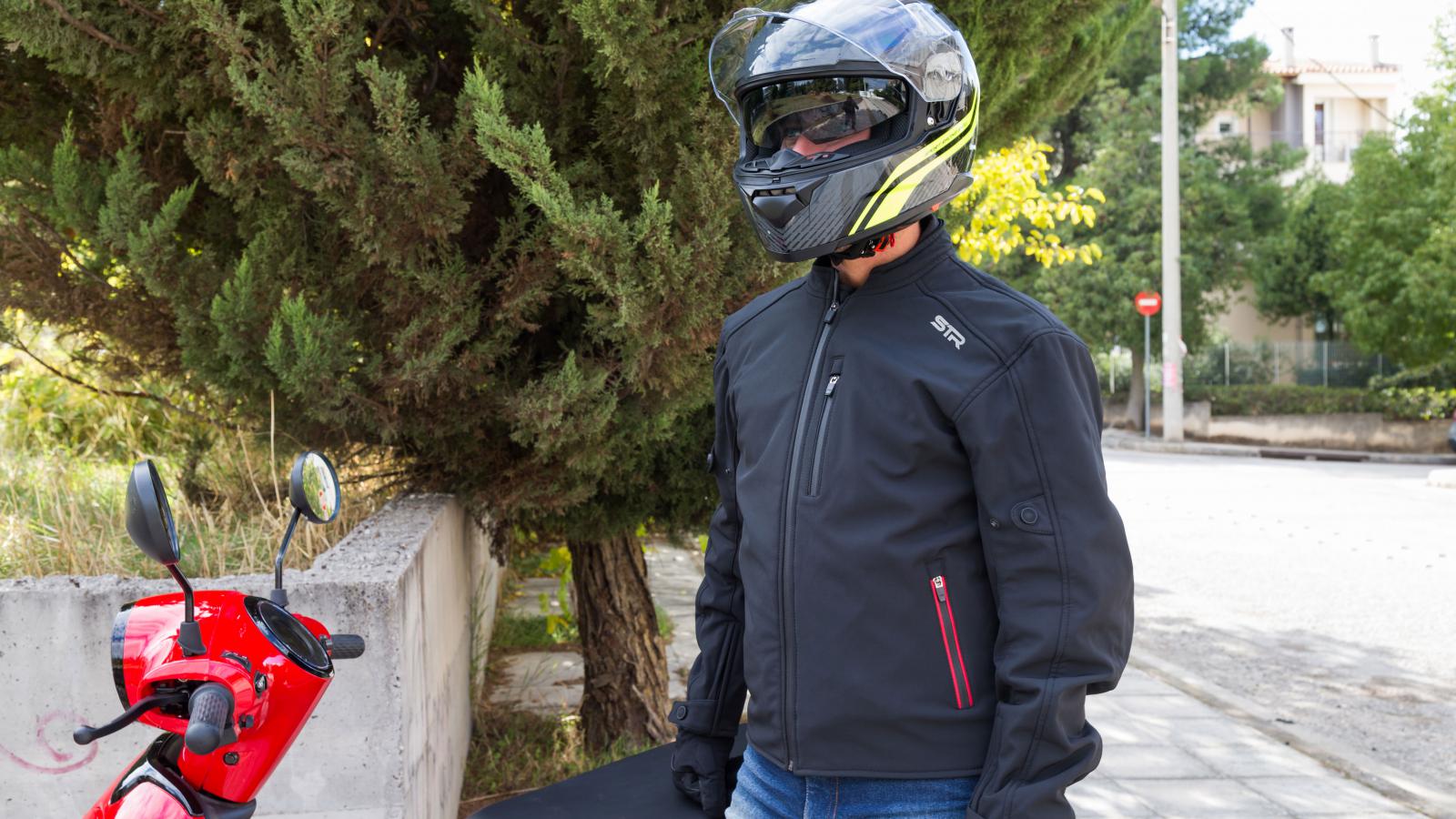 Test μπουφάν STR Everyday Softshell: Πανάλαφρο και με casual εμφάνιση