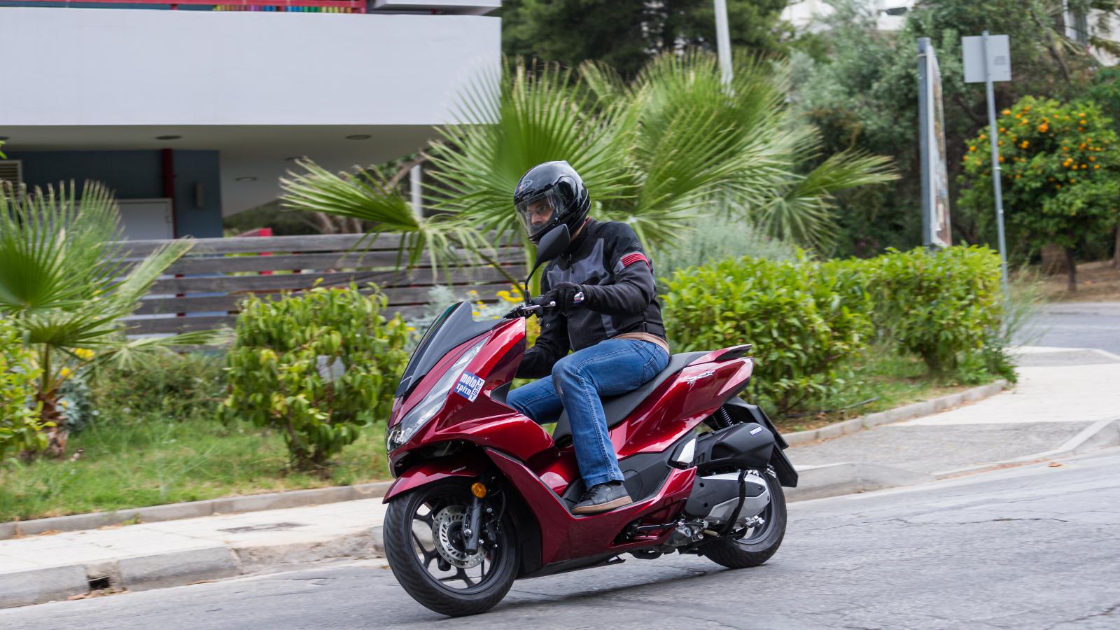 Test: Honda PCX 125 2021