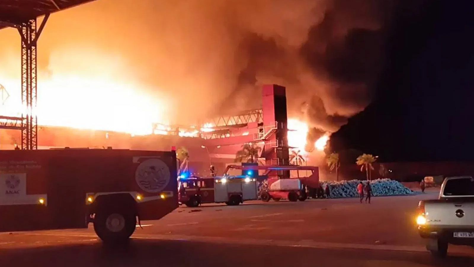 Φωτογραφία από την πυρκαγιά στην πίστα Termas de Rio Hondo.
